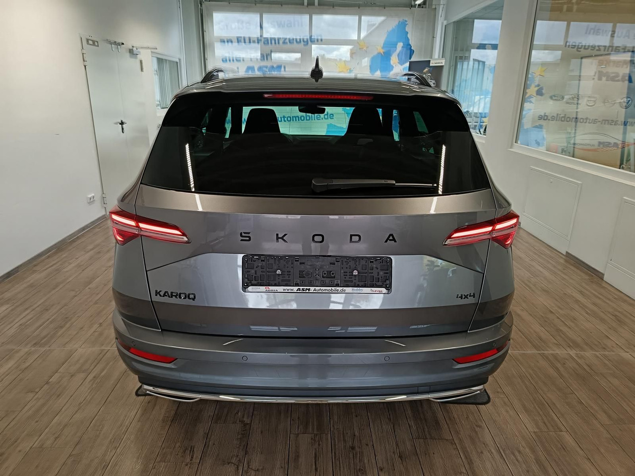 Skoda Karoq Sportline 2,0 TDI 4x4*AHK*PSD*STD.HZG*DCC* - SUV: foto 5 Skoda Karoq Sportline 2,0 TDI 4x4*AHK*PSD*STD.HZG*DCC* - SUV: foto 5