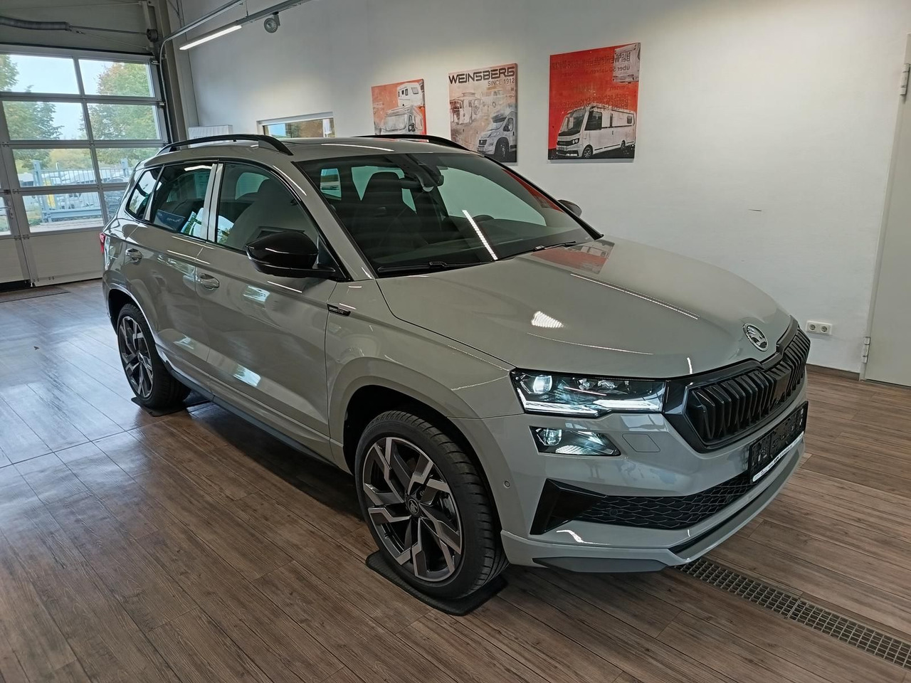 Skoda Karoq Sportline 2,0 TDI DSG 4x4*AHK*PSD*STD.HZG* - SUV: foto 3 Skoda Karoq Sportline 2,0 TDI DSG 4x4*AHK*PSD*STD.HZG* - SUV: foto 3