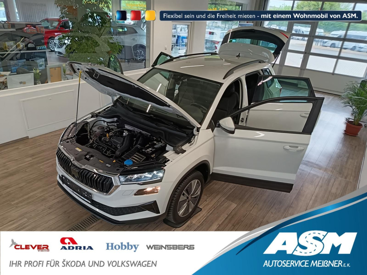 Skoda Karoq Style 1,5TSI DSG*AHK-VORBER*NAVI*LED*R-KAM - SUV: foto 1 Skoda Karoq Style 1,5TSI DSG*AHK-VORBER*NAVI*LED*R-KAM - SUV: foto 1
