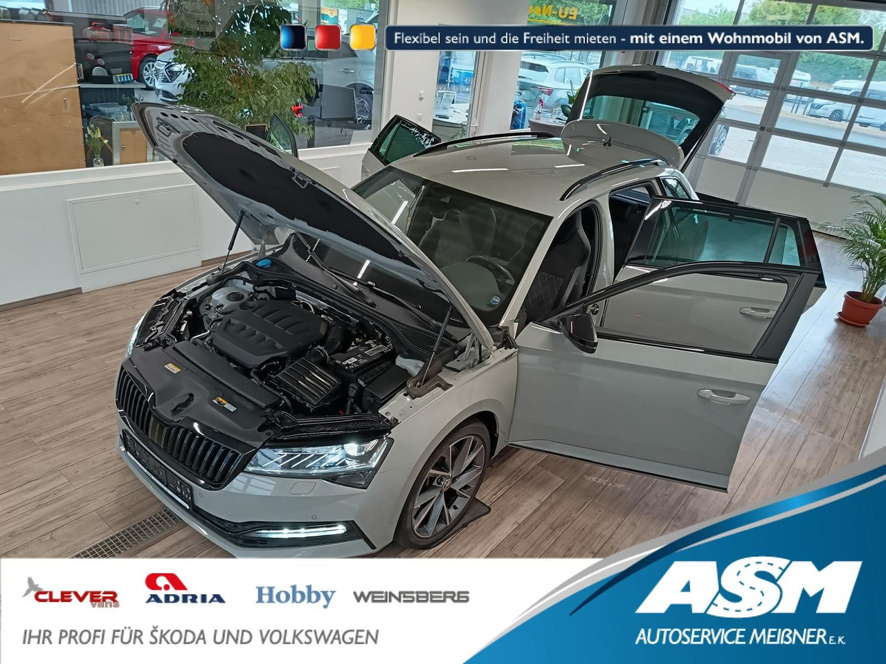 Skoda Superb Combi Sportline 2.0TSI DSG4x4*AHK*DCC*ACC - Vieglā automašīna: foto 1 Skoda Superb Combi Sportline 2.0TSI DSG4x4*AHK*DCC*ACC - Vieglā automašīna: foto 1