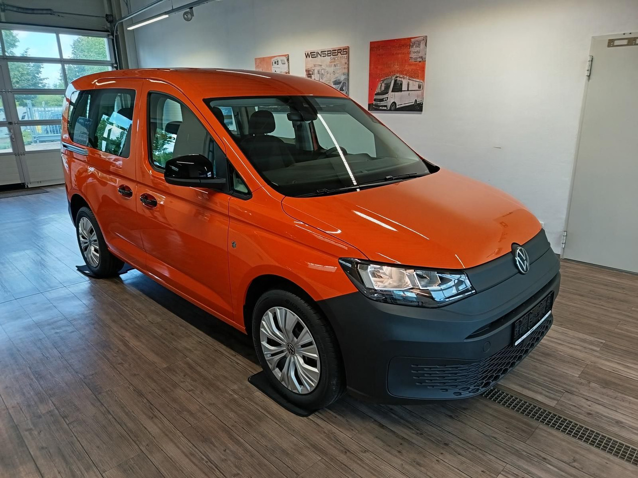 Volkswagen Caddy 2.0 TDI 75 kW*PDC*TEMP*DAB*KLIMA*5-SITZER* - Universālis: foto 3 Volkswagen Caddy 2.0 TDI 75 kW*PDC*TEMP*DAB*KLIMA*5-SITZER* - Universālis: foto 3