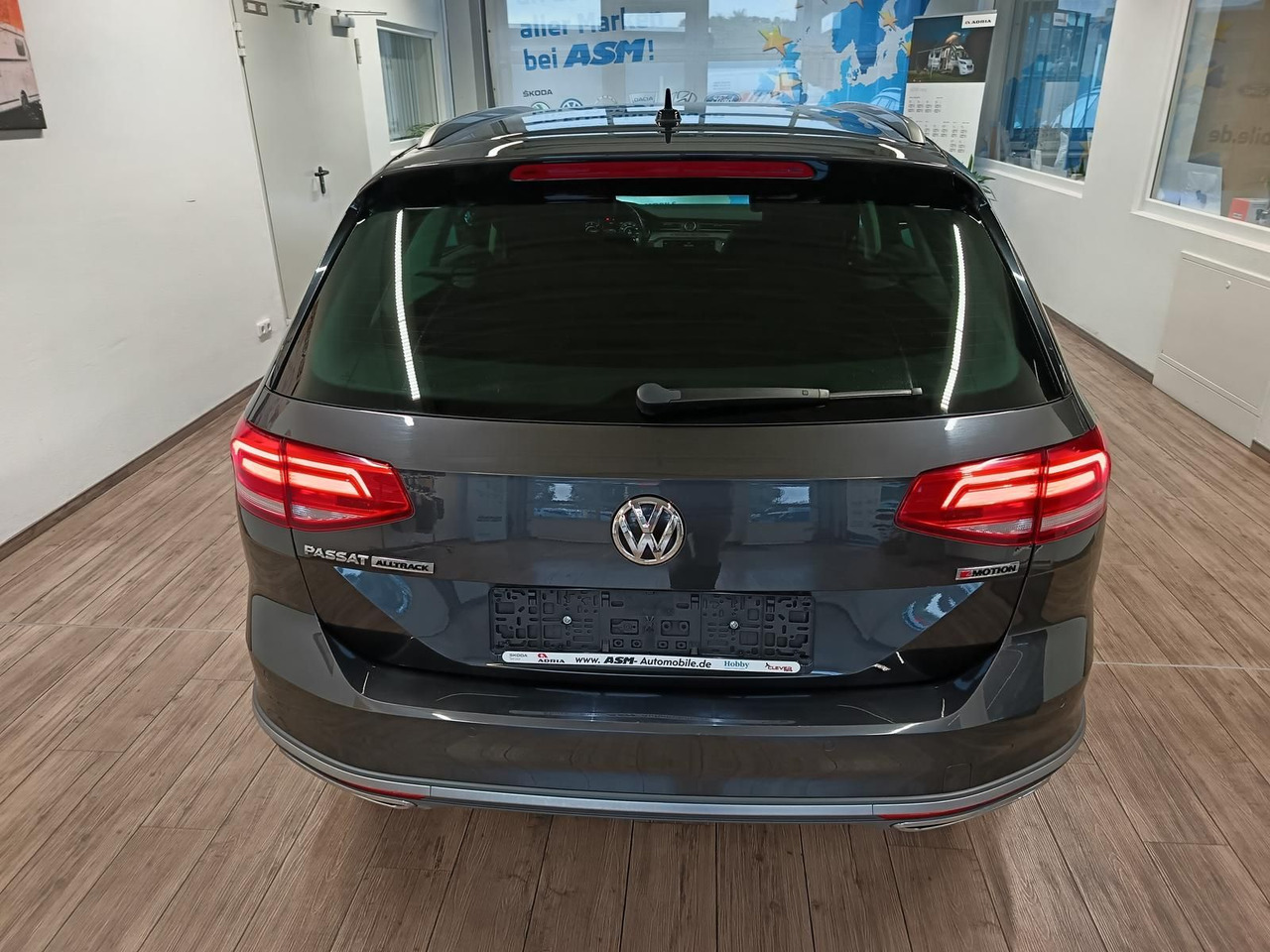 Volkswagen Passat Alltrack 2,0TDI DSG 4x4*360°*NAVI*ACC*LED - Universālis: foto 5 Volkswagen Passat Alltrack 2,0TDI DSG 4x4*360°*NAVI*ACC*LED - Universālis: foto 5