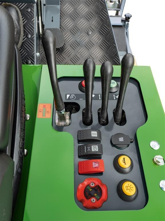 Zāles pļāvējs Amazone Profihopper 4WDi 1250 Smartline: foto 7 Zāles pļāvējs Amazone Profihopper 4WDi 1250 Smartline: foto 7