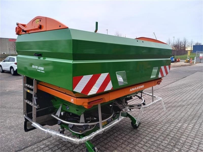 Amazone ZA-TS 4200 Hydro med Argus og WindControl - Organisko mēslu izkliedētājs: foto 3 Amazone ZA-TS 4200 Hydro med Argus og WindControl - Organisko mēslu izkliedētājs: foto 3