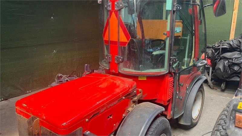Carraro SP 4400 - Komunālais traktors: foto 2 Carraro SP 4400 - Komunālais traktors: foto 2