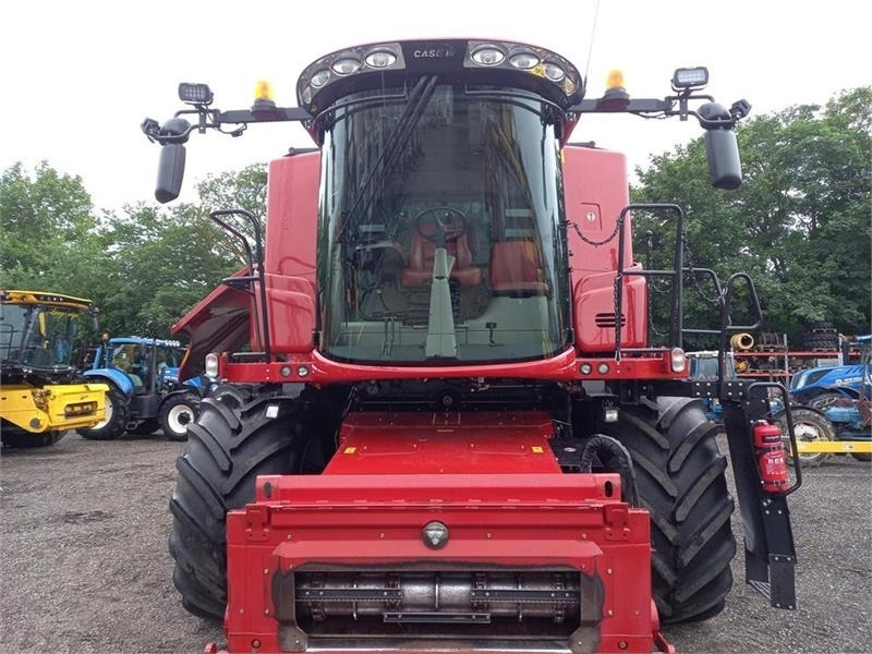 Case IH Axial Flow 9240 - Labības kombains: foto 3 Case IH Axial Flow 9240 - Labības kombains: foto 3