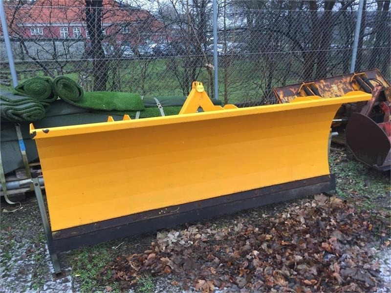 FM 2,5M - Sniega arkls - Lauksaimniecības tehnika: foto 1 FM 2,5M - Sniega arkls - Lauksaimniecības tehnika: foto 1