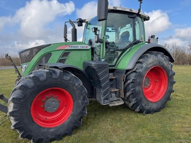 Fendt 720 Vario S4 Profi - Traktors: foto 1 Fendt 720 Vario S4 Profi - Traktors: foto 1