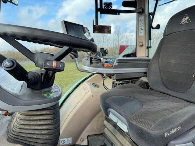 Fendt 720 Vario S4 Profi - Traktors: foto 4 Fendt 720 Vario S4 Profi - Traktors: foto 4