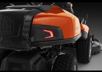 Husqvarna R 316TsX AWD inkl. Combi 112 cm klipperbord - Zāles pļāvējs: foto 5 Husqvarna R 316TsX AWD inkl. Combi 112 cm klipperbord - Zāles pļāvējs: foto 5