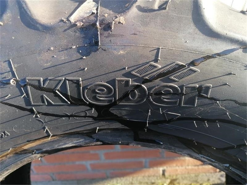 Kleber 300/70R20 - Riepa - Komunālā/ Specializētā tehnika: foto 5 Kleber 300/70R20 - Riepa - Komunālā/ Specializētā tehnika: foto 5