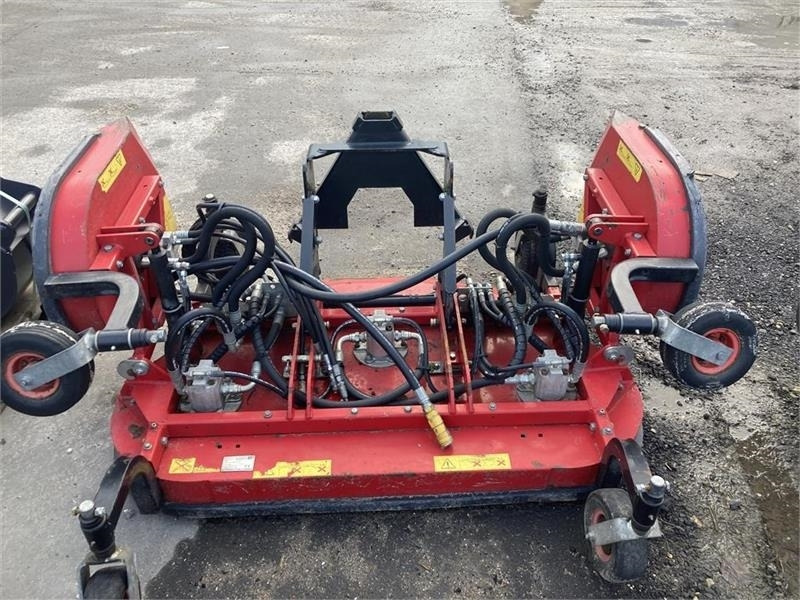 Komunālā/ Specializētā tehnika Timan Tool-Trac 245: foto 14