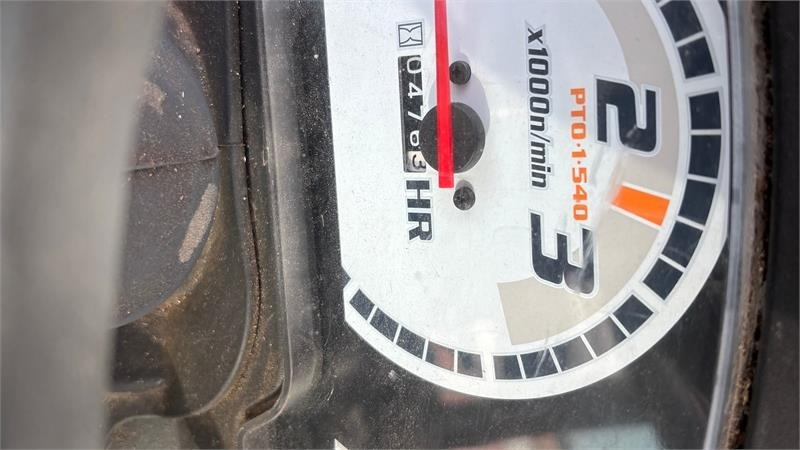 Kubota B2530 HST B2530 - Komunālais traktors: foto 5 Kubota B2530 HST B2530 - Komunālais traktors: foto 5