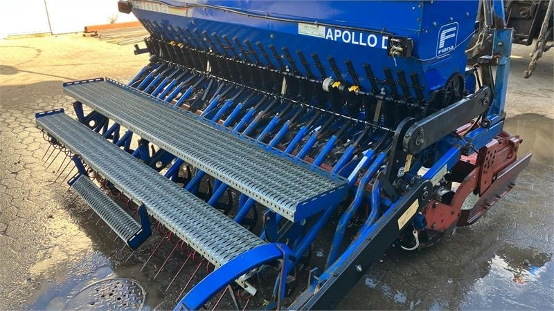 Kuhn HR 3001 M med Fiona Apollo - Kombinētā sējmašīna: foto 4 Kuhn HR 3001 M med Fiona Apollo - Kombinētā sējmašīna: foto 4