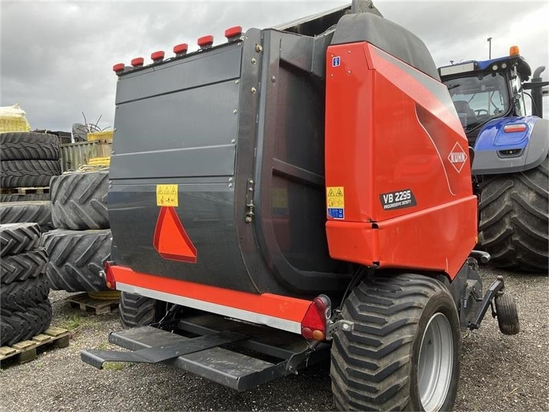 Kuhn VB 2295 - Rituļu prese: foto 3 Kuhn VB 2295 - Rituļu prese: foto 3