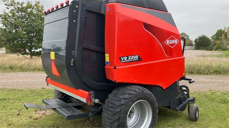 Kuhn VB 2295  - Rituļu prese: foto 4 Kuhn VB 2295  - Rituļu prese: foto 4
