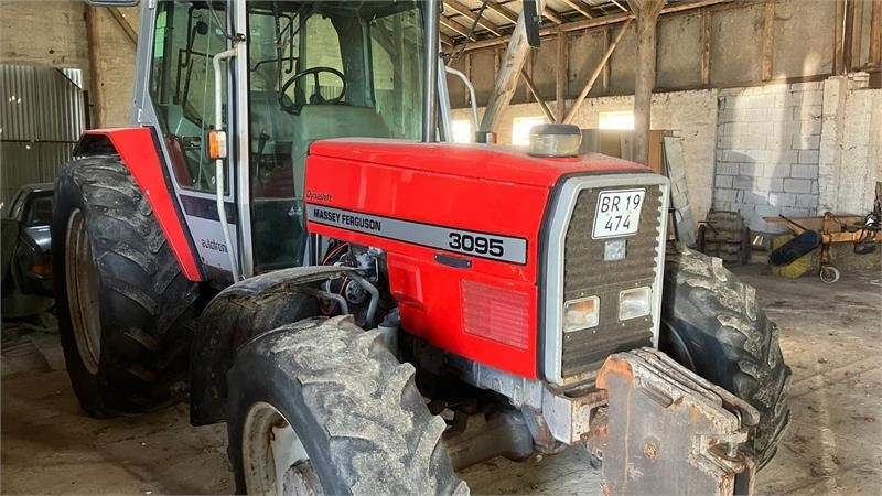 Massey Ferguson 3095 Dynashift - Traktors: foto 2 Massey Ferguson 3095 Dynashift - Traktors: foto 2