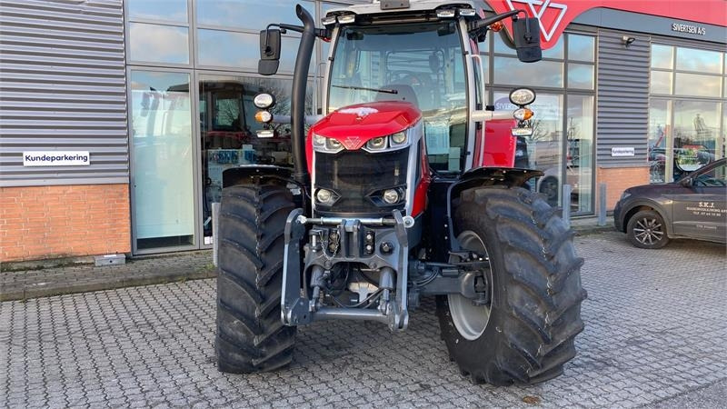 Massey Ferguson 6S.165 Dyna 6 Exclusive - Traktors: foto 3 Massey Ferguson 6S.165 Dyna 6 Exclusive - Traktors: foto 3