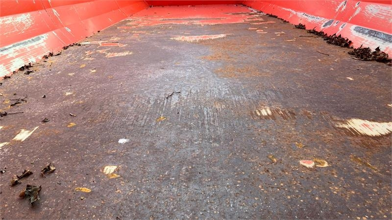 Mi Tip SPC18 - Lauksaimniecības piekabe-pašizgāzējs: foto 3 Mi Tip SPC18 - Lauksaimniecības piekabe-pašizgāzējs: foto 3