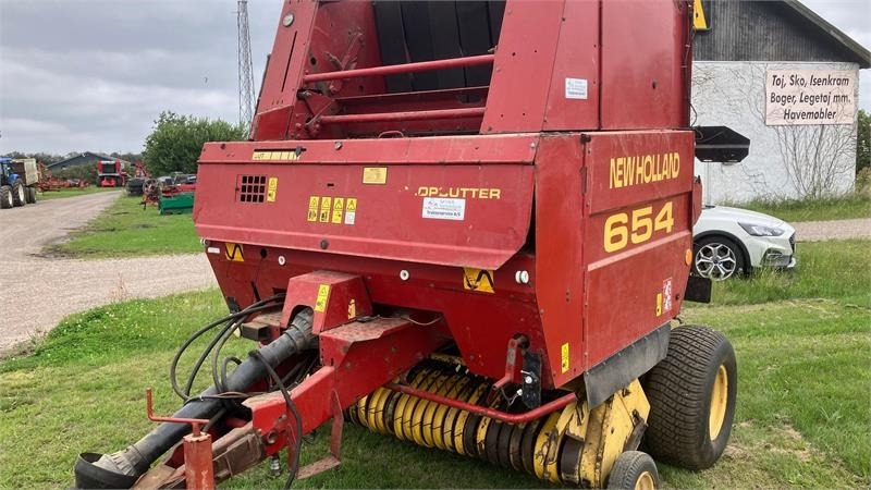 New Holland 654 RUNDBALLEPRESSER Cropcutter  - Rituļu prese: foto 2 New Holland 654 RUNDBALLEPRESSER Cropcutter  - Rituļu prese: foto 2