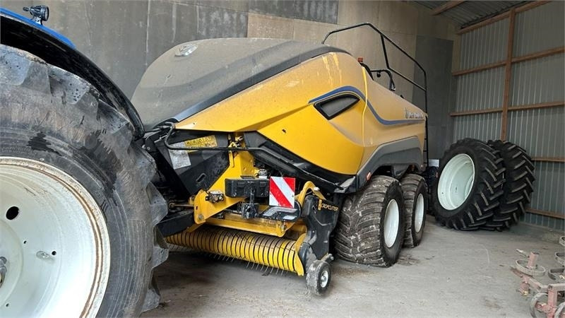 New Holland BB 1290 RC HD - Kīpu prese: foto 1 New Holland BB 1290 RC HD - Kīpu prese: foto 1