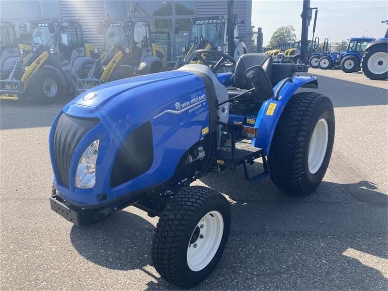 New Holland BOOMER 35 HST - Komunālais traktors: foto 3 New Holland BOOMER 35 HST - Komunālais traktors: foto 3