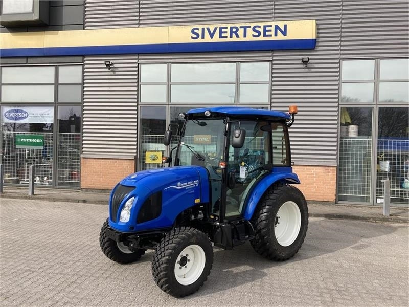 New Holland Boomer 55 Stage V - Frontlift og PTO - Komunālais traktors: foto 1 New Holland Boomer 55 Stage V - Frontlift og PTO - Komunālais traktors: foto 1