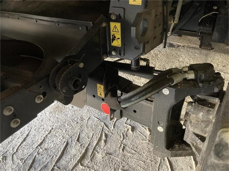 New Holland CR9090 35 fod VF bord og 4wd mm. - Labības kombains: foto 5 New Holland CR9090 35 fod VF bord og 4wd mm. - Labības kombains: foto 5