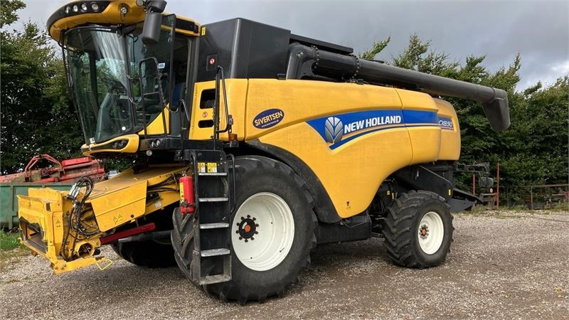 New Holland CX8.90 SLH - Labības kombains: foto 3 New Holland CX8.90 SLH - Labības kombains: foto 3