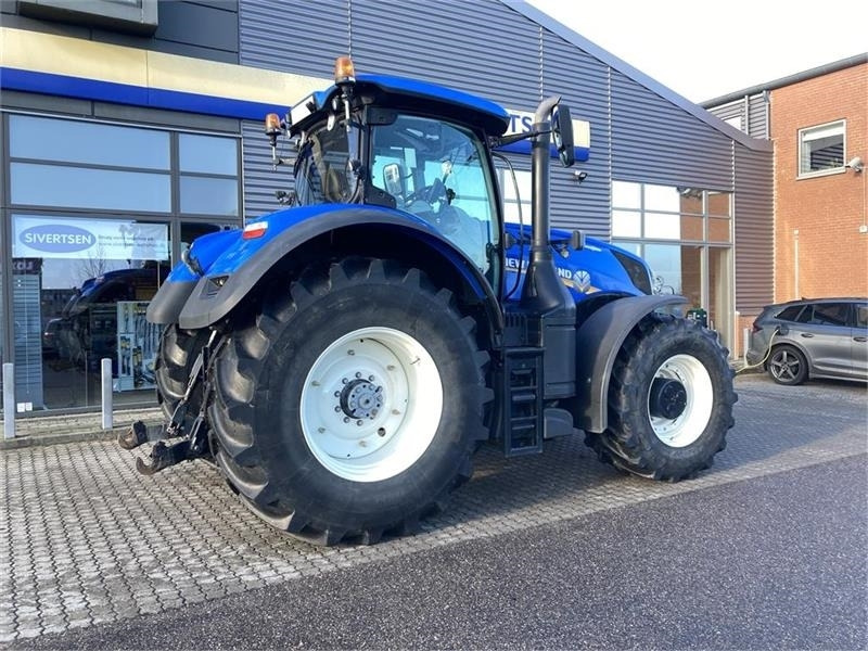 New Holland T7.315 Auto Command Ny Motor - Traktors: foto 2 New Holland T7.315 Auto Command Ny Motor - Traktors: foto 2