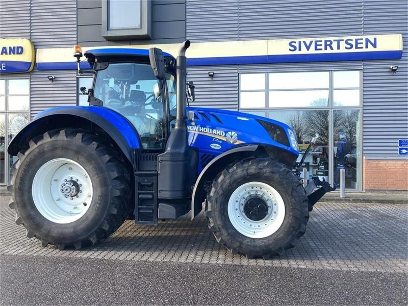 New Holland T7.315 Auto Command Ny Motor - Traktors: foto 1 New Holland T7.315 Auto Command Ny Motor - Traktors: foto 1