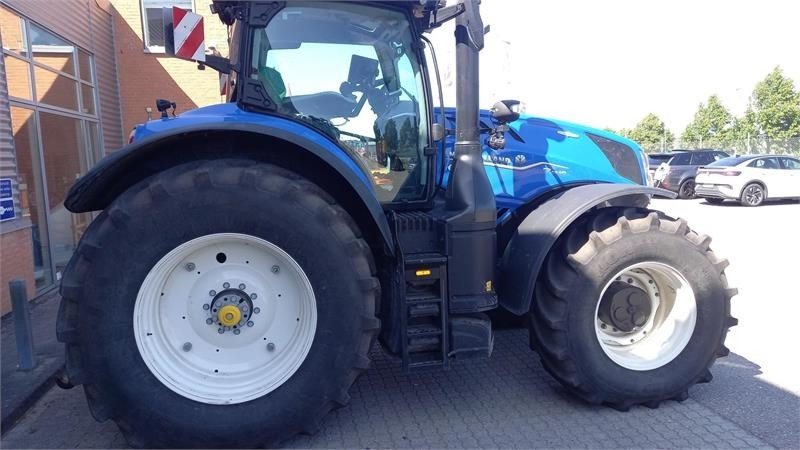 New Holland T7.315 HD - Traktors: foto 3 New Holland T7.315 HD - Traktors: foto 3