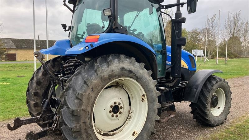 New Holland TS 115 A - Traktors: foto 4 New Holland TS 115 A - Traktors: foto 4