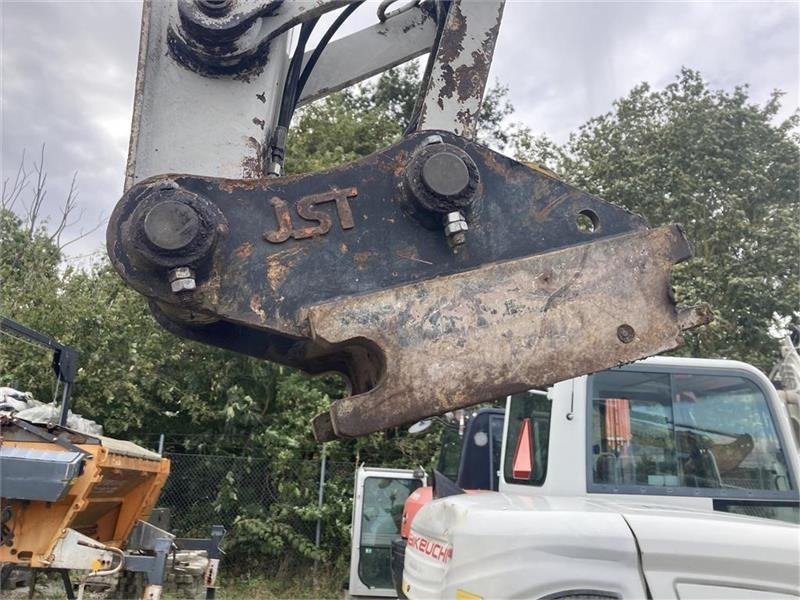Takeuchi TB260 - Mini-ekskavators: foto 5 Takeuchi TB260 - Mini-ekskavators: foto 5