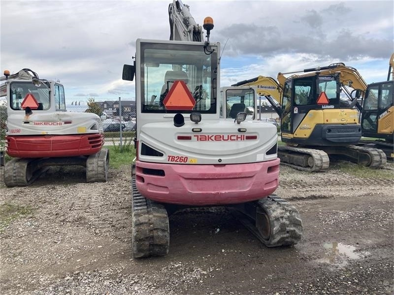 Takeuchi TB260 - Mini-ekskavators: foto 2 Takeuchi TB260 - Mini-ekskavators: foto 2