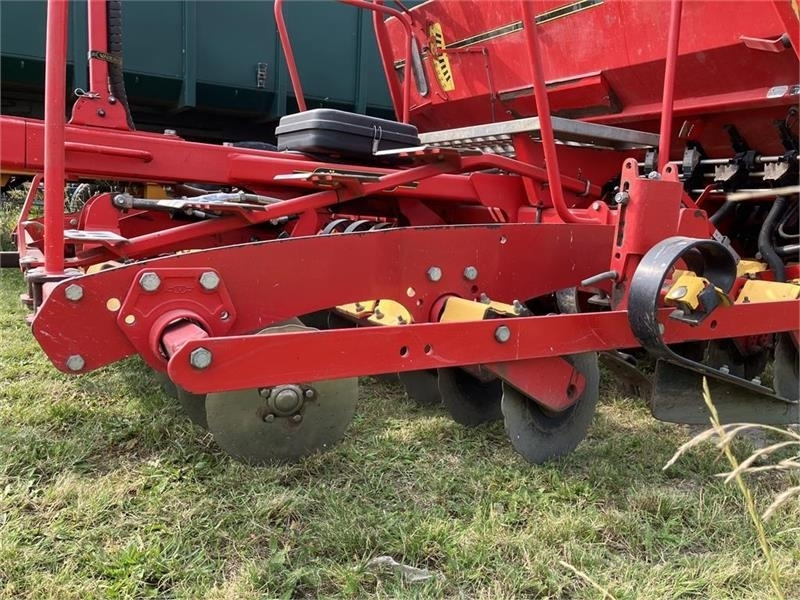 Vaderstad Rapid 300 C Super XL - Sējmašīna: foto 5 Vaderstad Rapid 300 C Super XL - Sējmašīna: foto 5