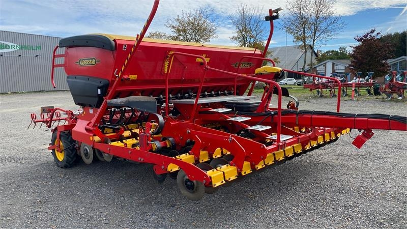 Vaderstad Rapid 400C Combi  - Kombinētā sējmašīna: foto 1 Vaderstad Rapid 400C Combi  - Kombinētā sējmašīna: foto 1