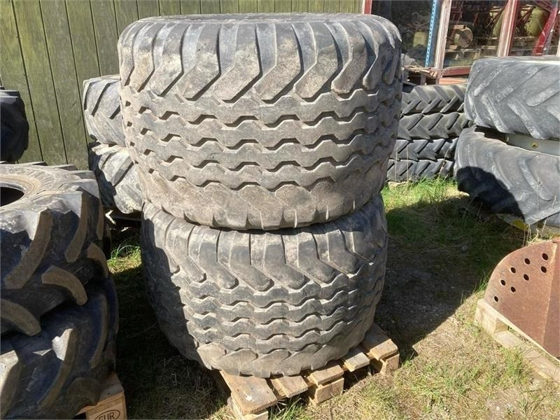 Vredestein Flotation + 700/45x22,5 - Riepa - Komunālā/ Specializētā tehnika: foto 1 Vredestein Flotation + 700/45x22,5 - Riepa - Komunālā/ Specializētā tehnika: foto 1