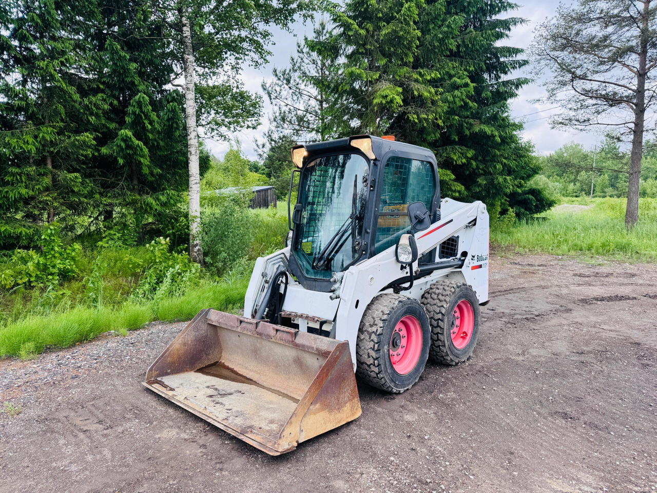 BOBCAT S450 - Kompaktiekrāvējs: foto 1 BOBCAT S450 - Kompaktiekrāvējs: foto 1