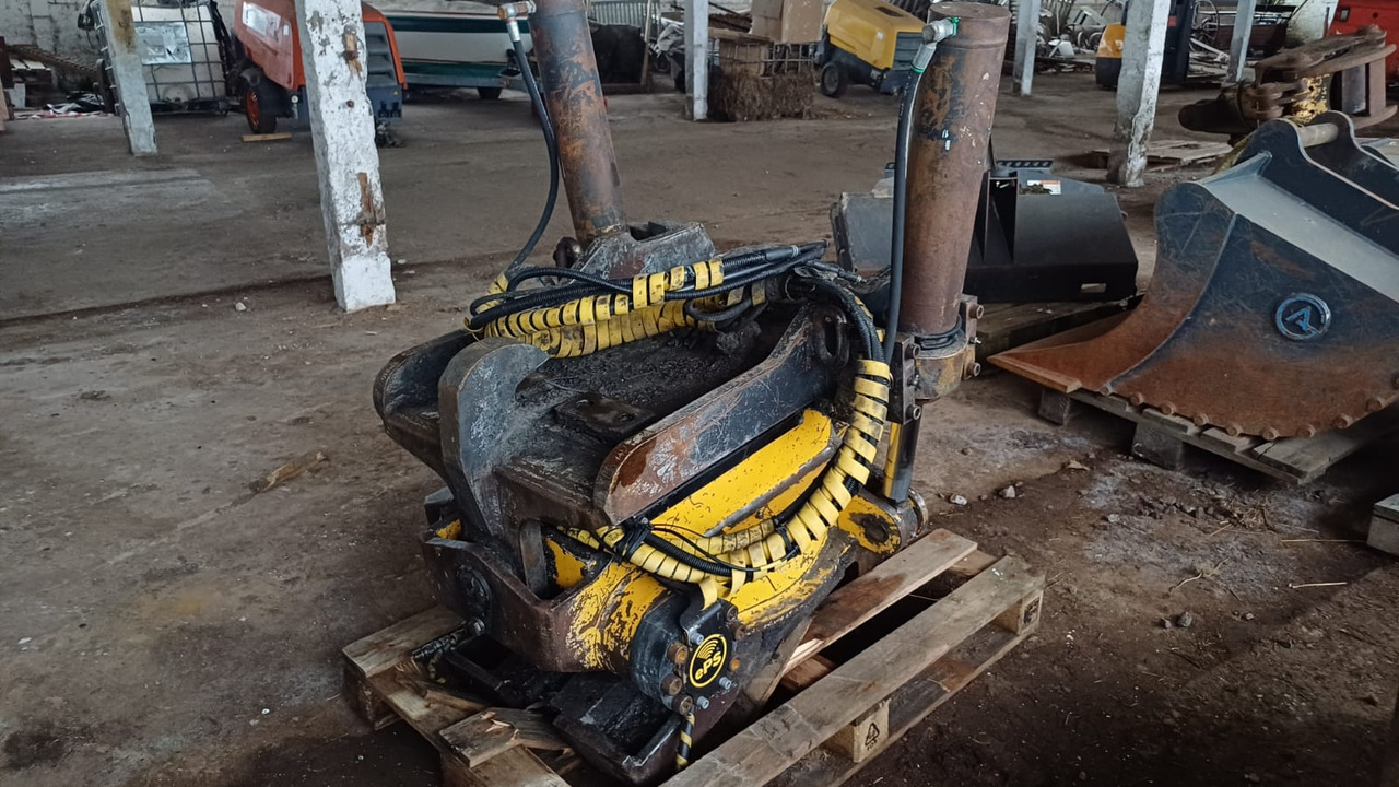ENGCON EC30 - Tiltrotators: foto 2 ENGCON EC30 - Tiltrotators: foto 2