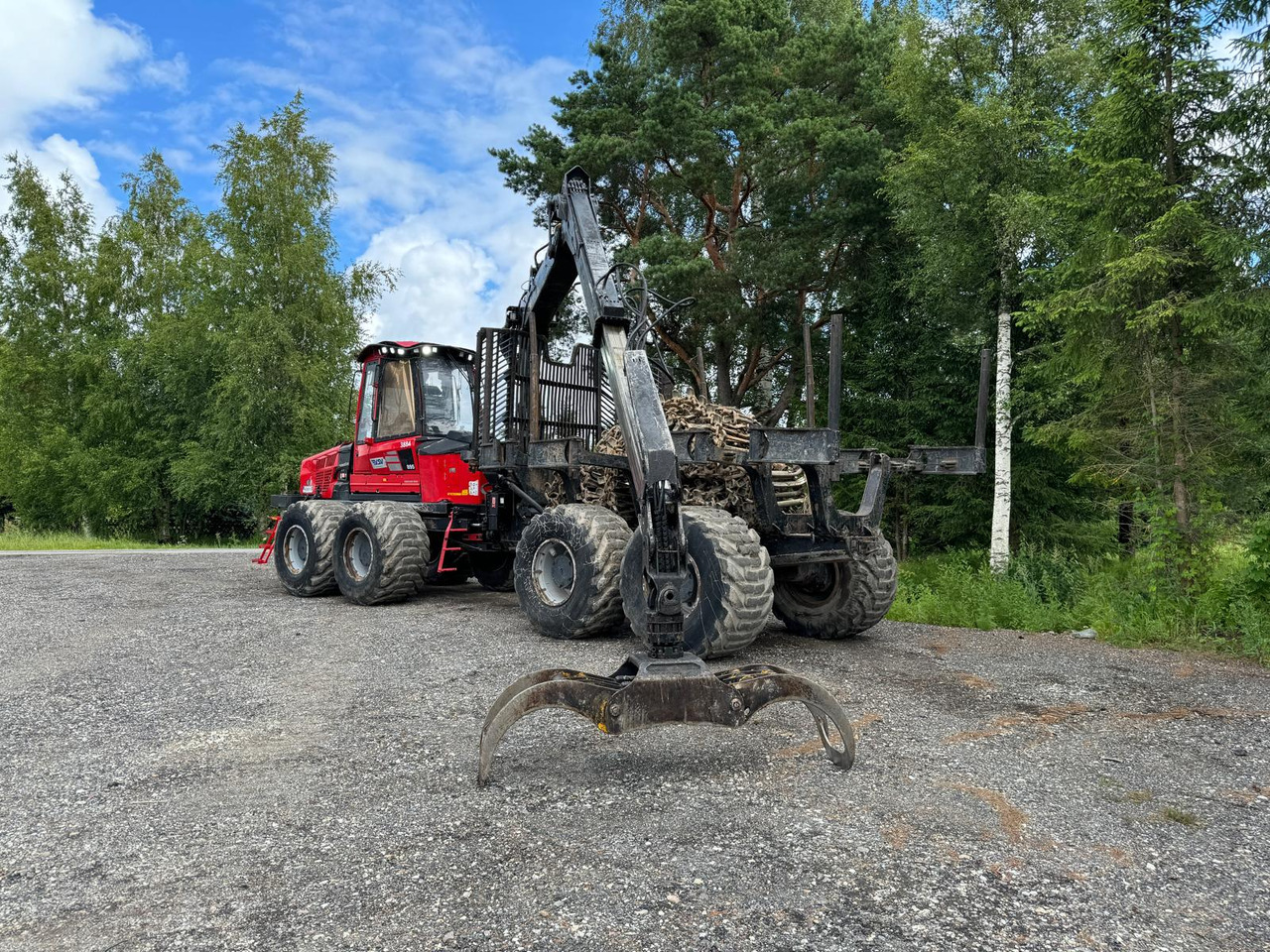 KOMATSU 895 - Forvarders: foto 1 KOMATSU 895 - Forvarders: foto 1