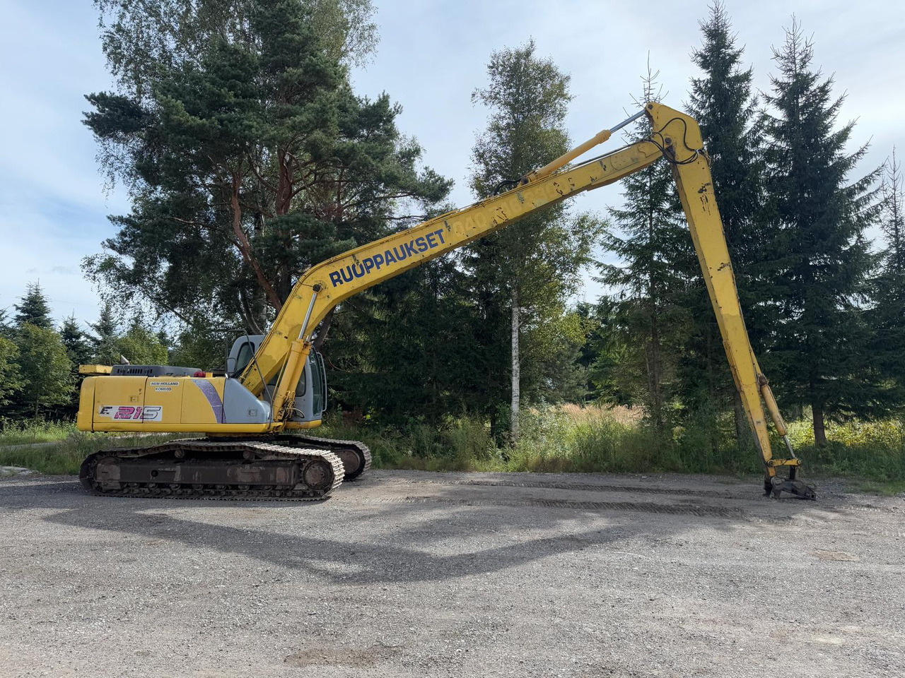 New Holland E 215 - Kāpurķēžu ekskavators: foto 5 New Holland E 215 - Kāpurķēžu ekskavators: foto 5