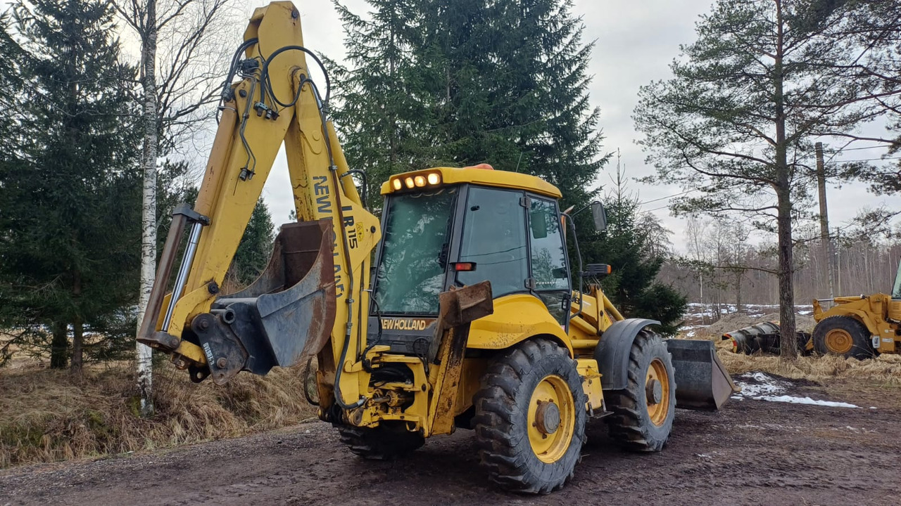 New Holland LB115-4PS - Ekskavators-iekrāvējs: foto 4 New Holland LB115-4PS - Ekskavators-iekrāvējs: foto 4