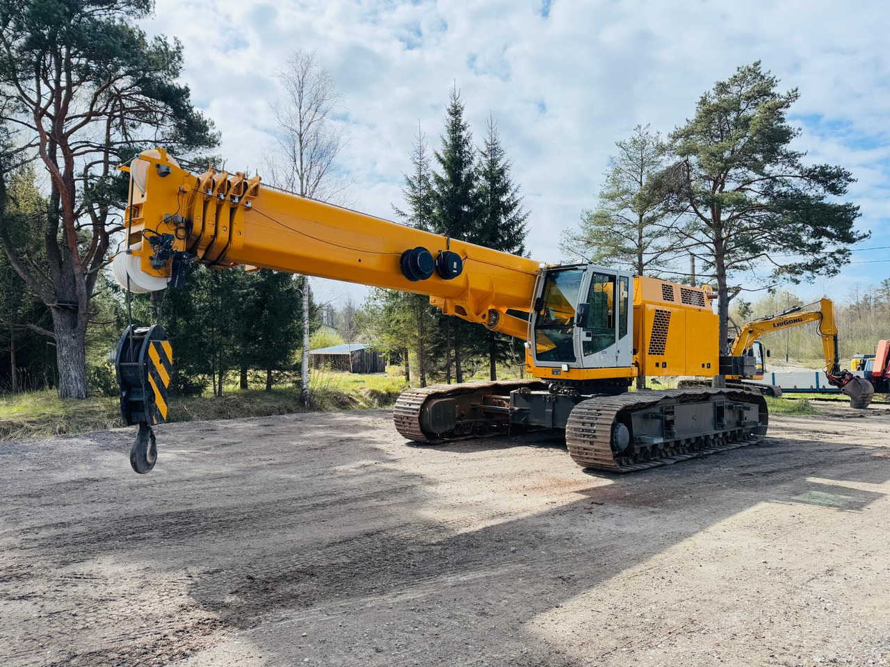 SENNEBOGEN 683HD - Kāpurķēžu celtnis: foto 1 SENNEBOGEN 683HD - Kāpurķēžu celtnis: foto 1