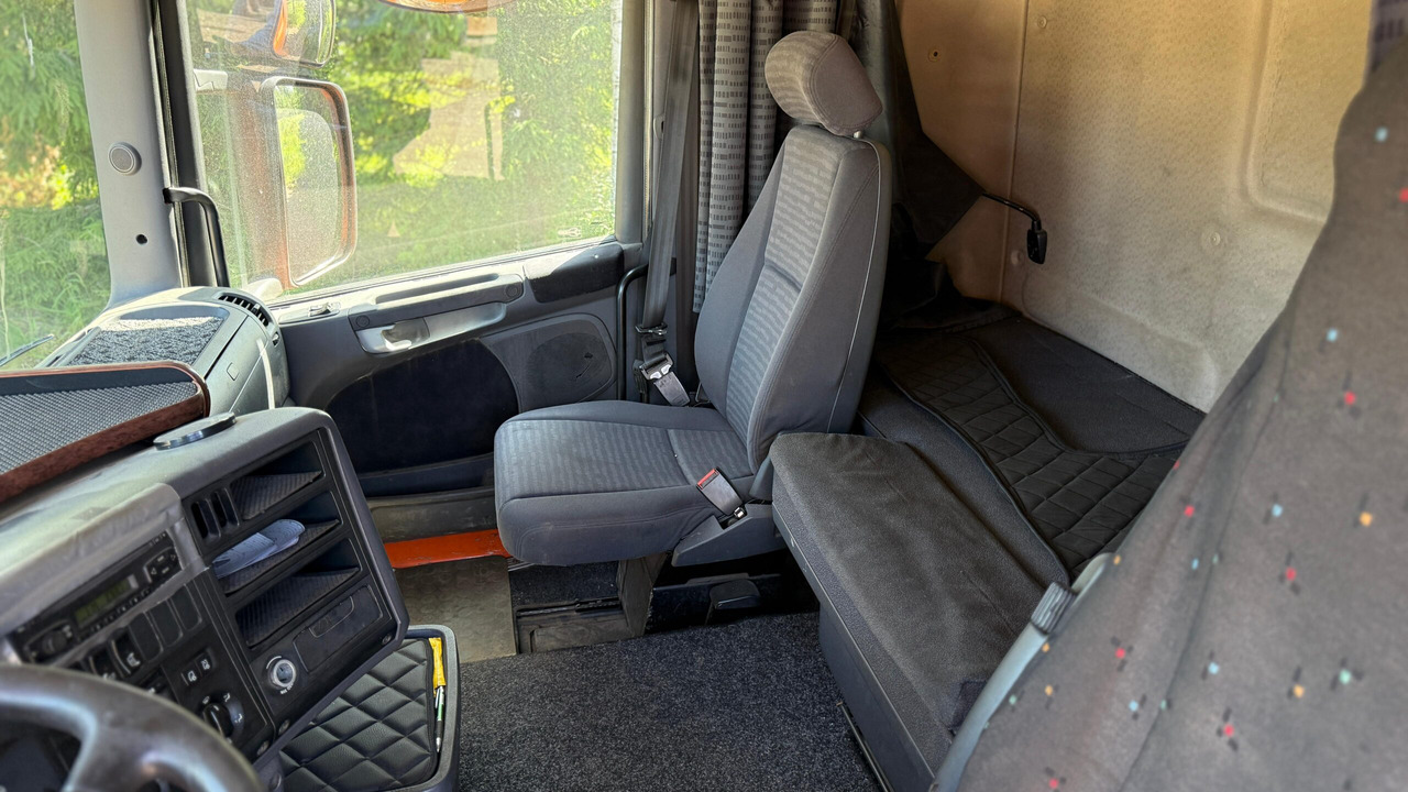 Vilcējs SCANIA P114: foto 11