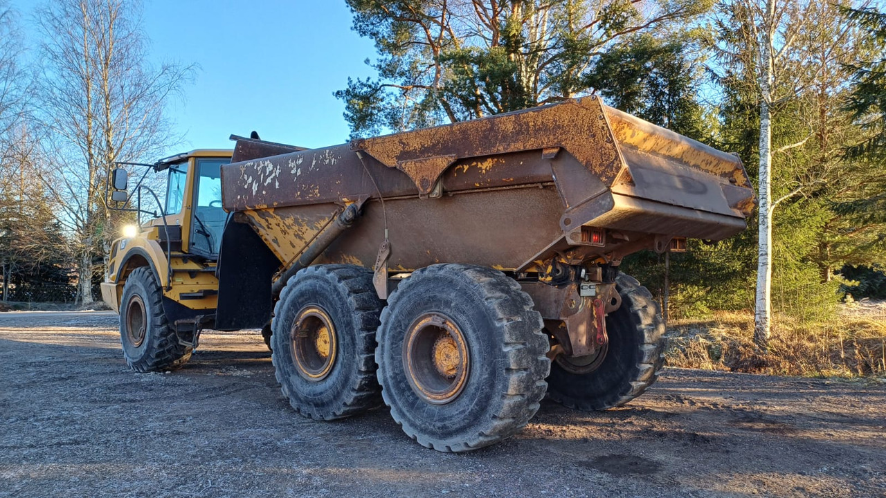 Volvo A25F - Artikulētias pašizgāzējs: foto 3 Volvo A25F - Artikulētias pašizgāzējs: foto 3