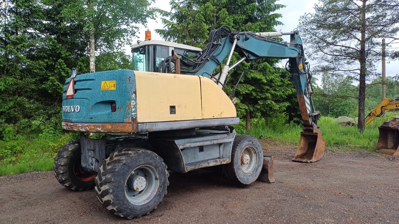 Volvo EW140 - Riteņu ekskavators: foto 4 Volvo EW140 - Riteņu ekskavators: foto 4