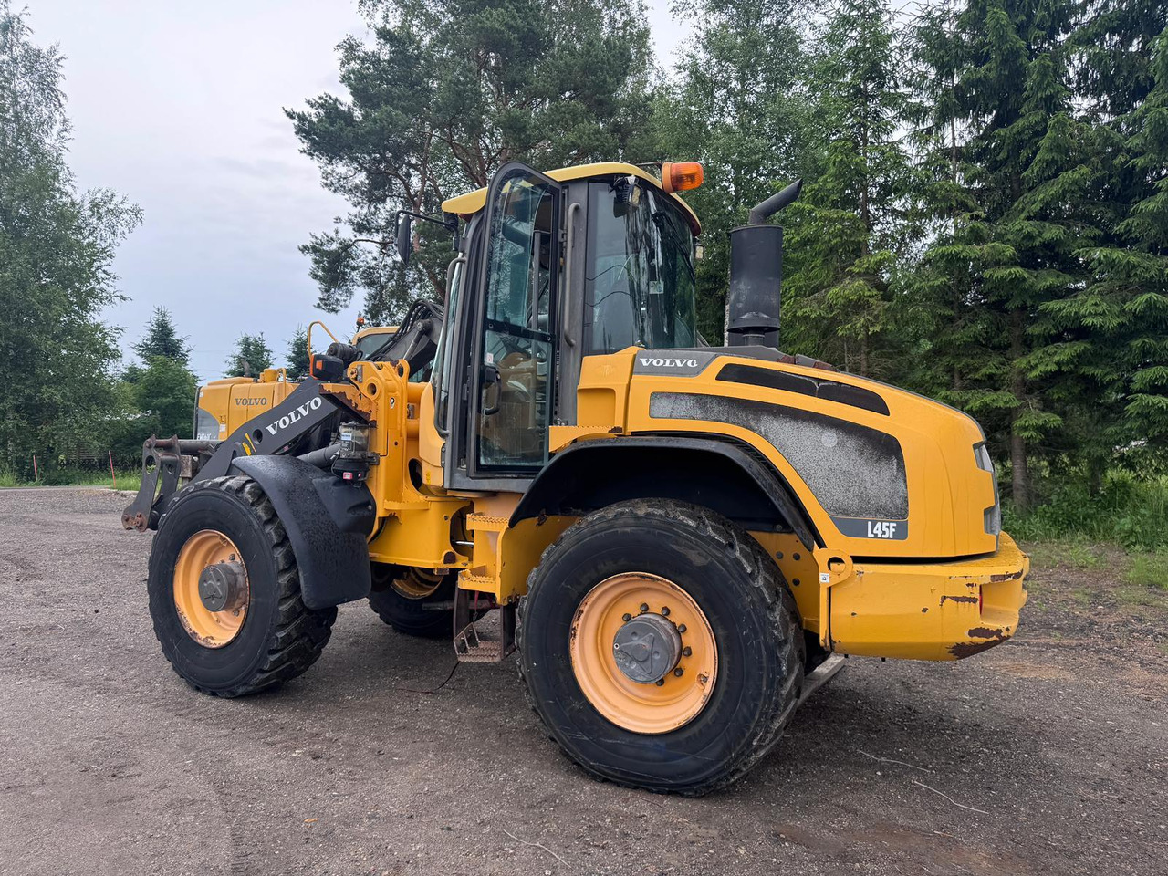 Volvo L45F-TP/S - Riteņu iekrāvējs: foto 2 Volvo L45F-TP/S - Riteņu iekrāvējs: foto 2