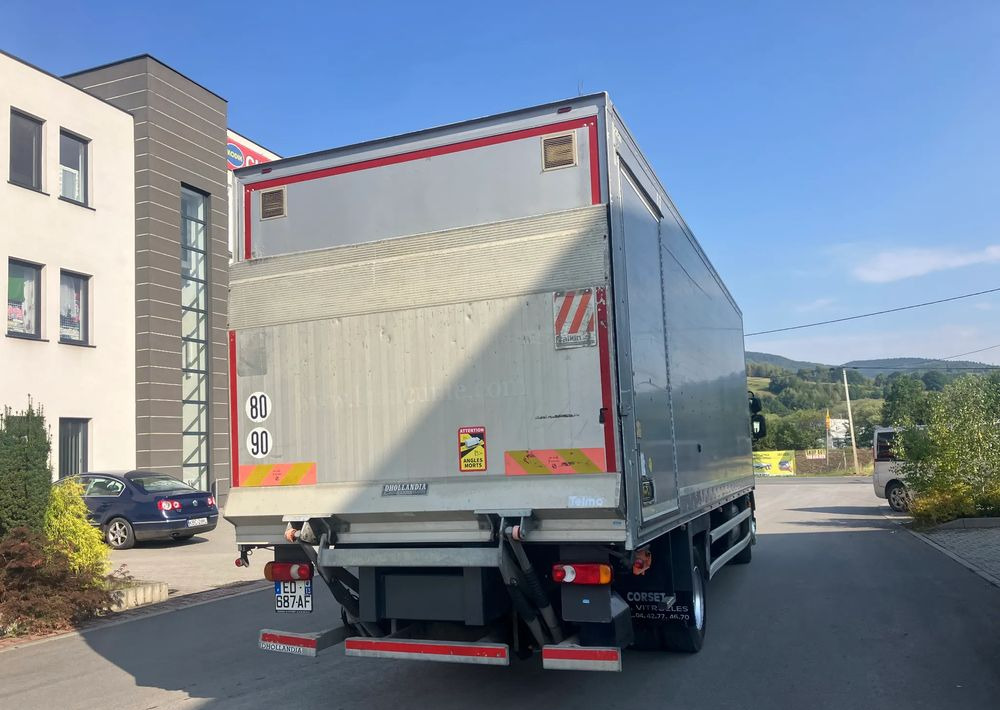 DAF DAF LF 180 kurierka kontener 18 palet - Kravas automašīna ar slēgto virsbūvi: foto 5 DAF DAF LF 180 kurierka kontener 18 palet - Kravas automašīna ar slēgto virsbūvi: foto 5