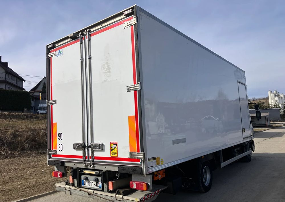 DAF Daf LF 12.210 chłodnia multi temperatura 16 palet - Kravas automašīna refrižerators: foto 3 DAF Daf LF 12.210 chłodnia multi temperatura 16 palet - Kravas automašīna refrižerators: foto 3